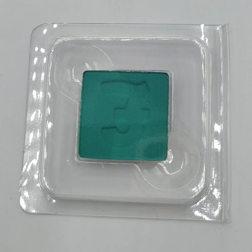 Jeffree Star Heavy Weighted Eyeshadow